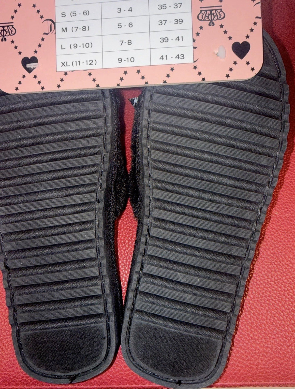 Juicy Couture Black Plush Houndstooth Bow Slippers – Women’s M 7/8 NWT