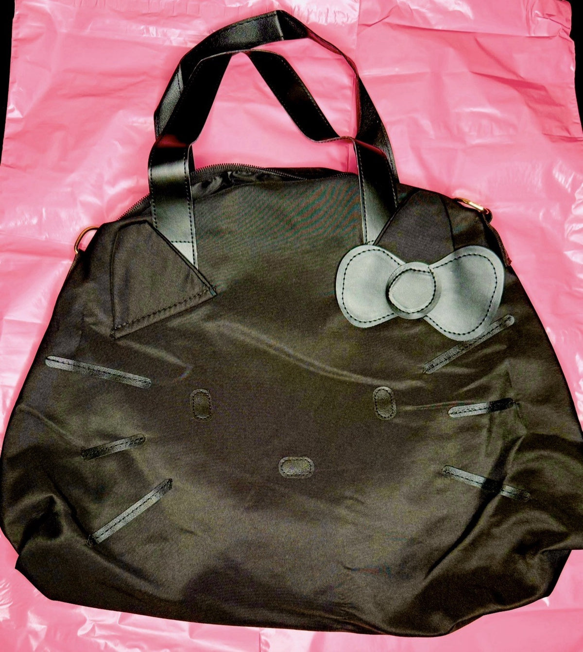 Hello Kitty Black Tote Bag w/ Bow Accent Zip Closure Inner Pockets Gold Hardware