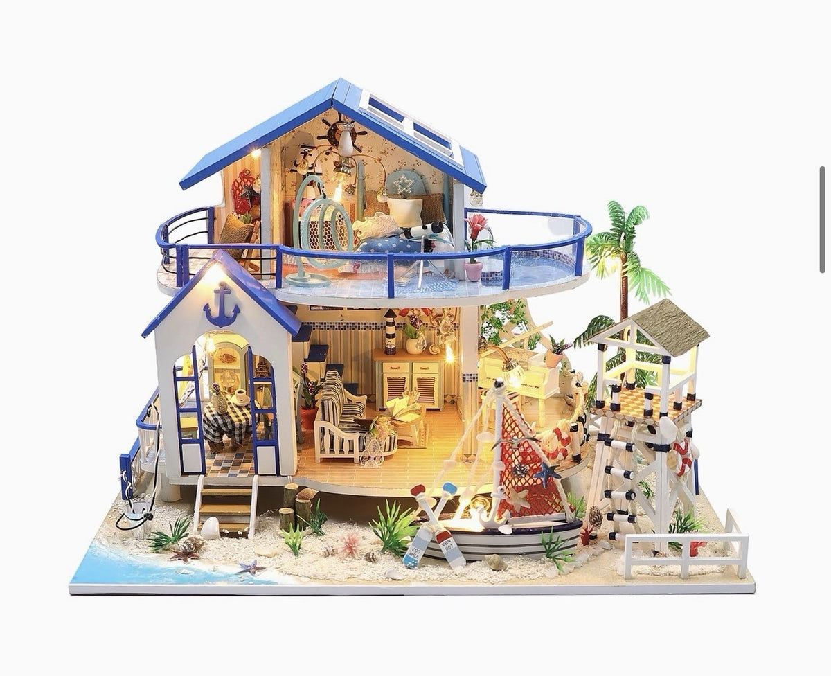Summer By The Sea DIY Miniature Beach House Kit 1:24 Lighted Dollhouse